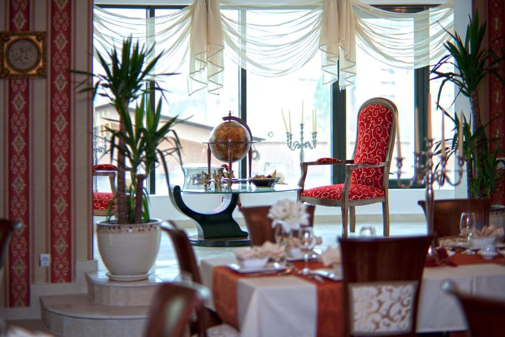 Anastasia Boutique Aparthotel Sofia Exterior photo
